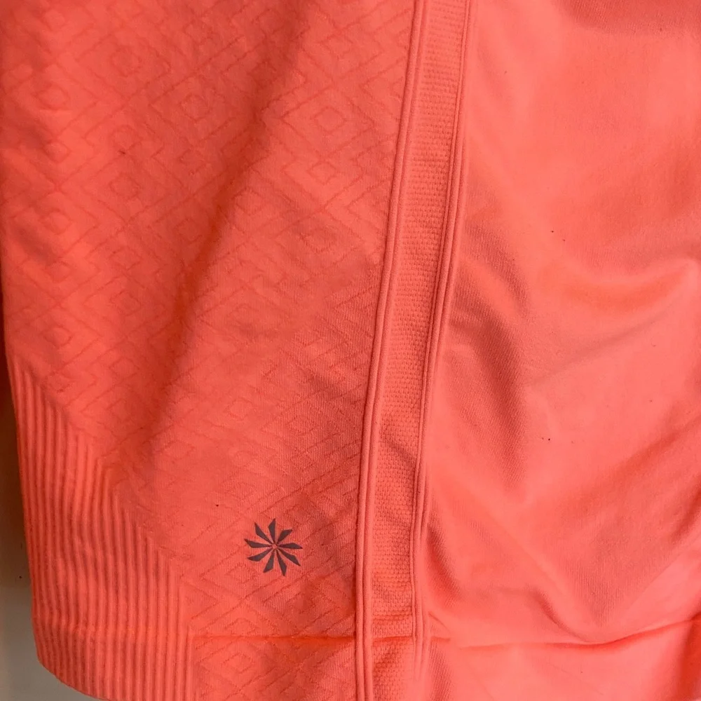 Athleta Coral Long Sleeve Running Top with Hood-  LIKE NEW!!! - Picture 2 of 5